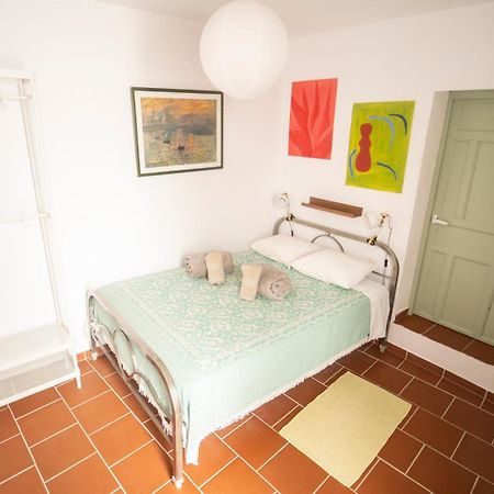 Cozy Apartment Downtown Orgiva Exterior photo